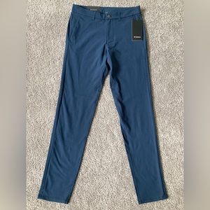 Men's Lululemon commission pant slim 31. 34"L NWT